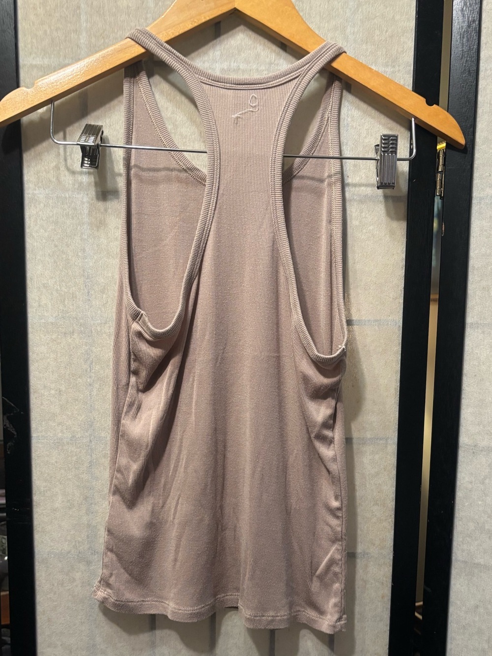 ARITZIA SUNDAY BEST SUN-DEH Ribbed Tencil Modal Scoop Tank - Picture 2 of 6